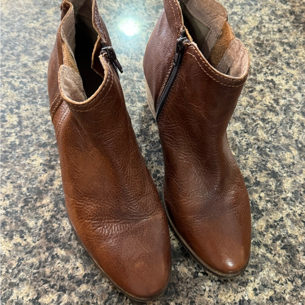 Fat Face leather boots.  Not worn.